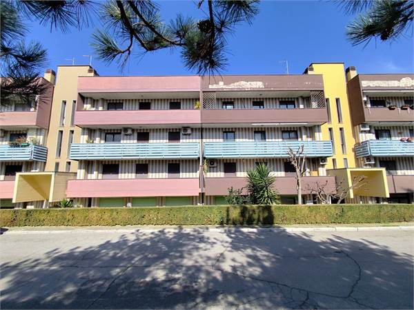 Locale ideale per ufficio o studio professionale 